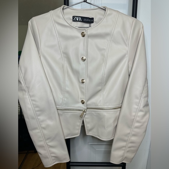 Zara Size Small Faux Leather Zippered Jacket in Color Cream - Picture 3 of 7